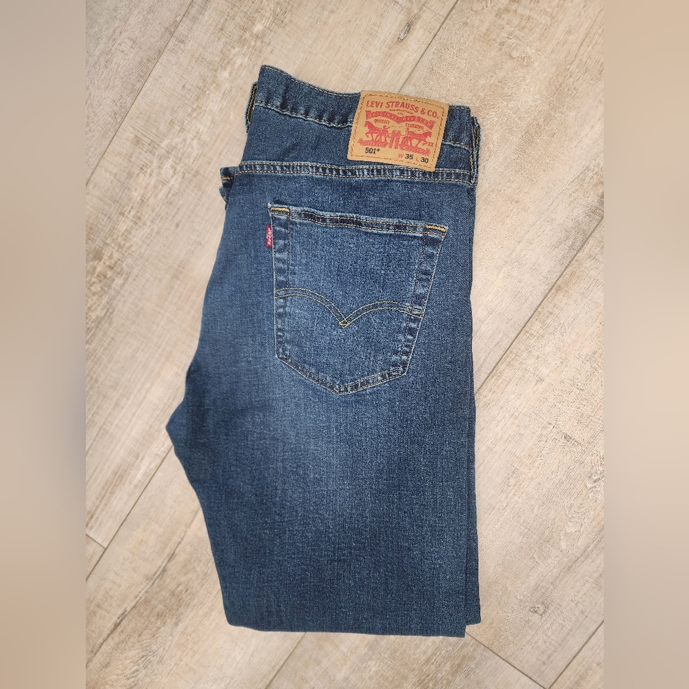 Levi's Men's Blue Jeans 35x30 New Without Tags Never Worn